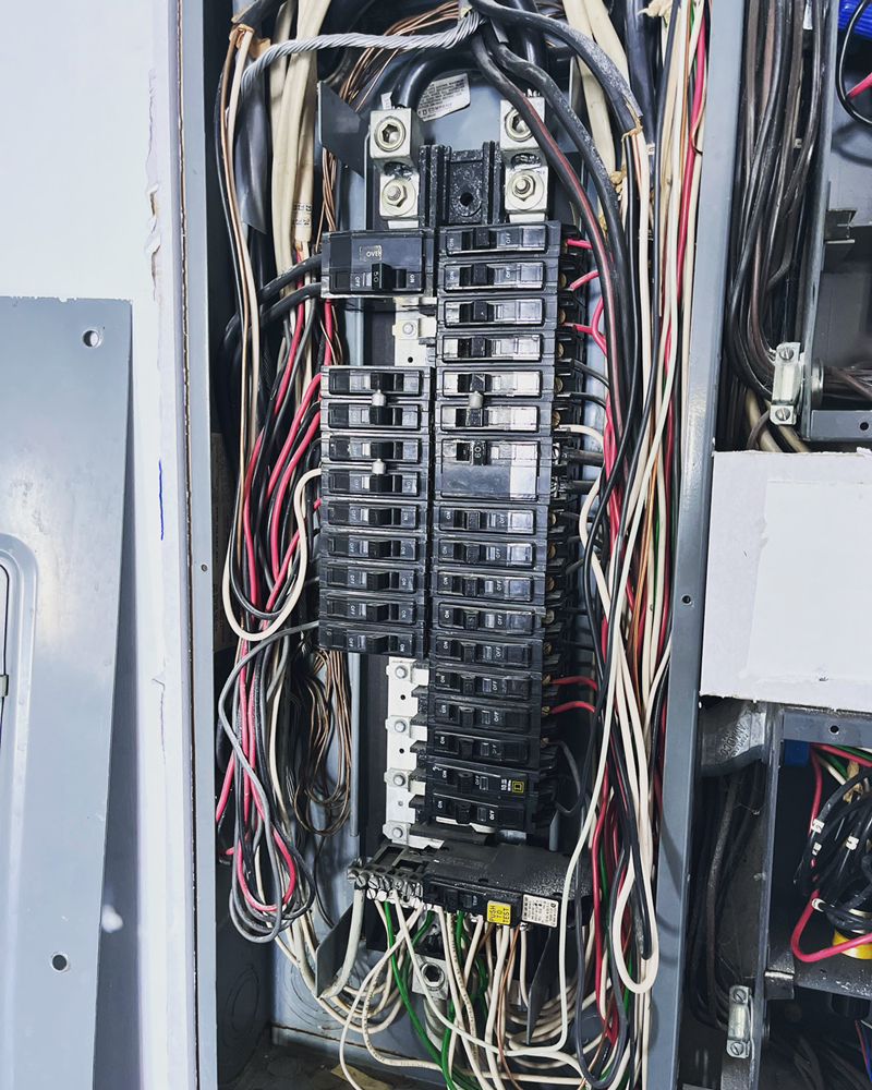 Slide of Zeets Mobile Mechanics