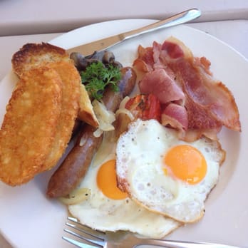 King Tide Cafe - Big breakfast. - Cafes Near Me - Brooklyn, NSW