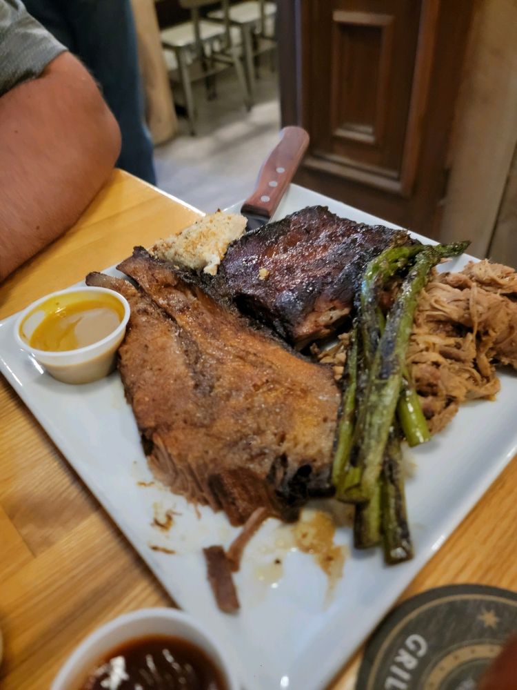 Old Town Grill And Tap Logo
