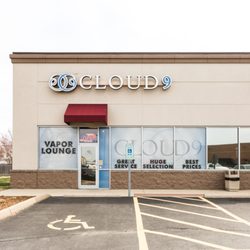 Cloud 9 Vapor Lounge
