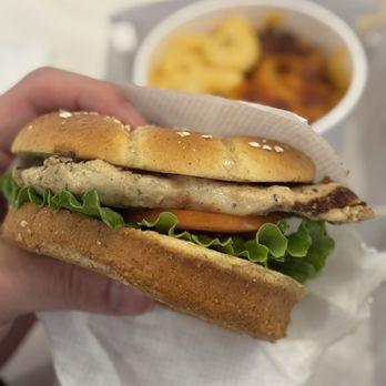 Chick-fil-A - grilled chicken sando - Fast Food Near Me - Toronto, Ontario