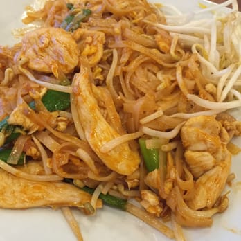 Yummy Thai - Chicken pad Thai - Thai Near Me - Irving, Texas Yummy Thai - Chicken pad Thai - Thai Near Me - Irving, Texas