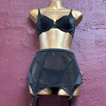 Luxe Lingerie - Lingerie Near Me - Beverly Hills, California Luxe Lingerie - Lingerie Near Me - Beverly Hills, California