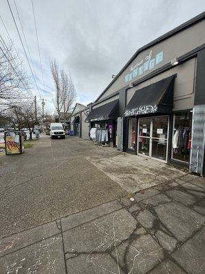 House of Vintage by null