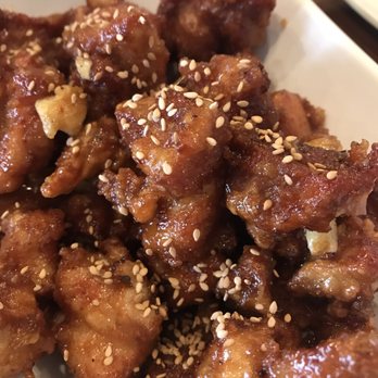 The Basac - Boneless chicken with garlic and sweet sauce - Korean Near Me - Flushing, New York The Basac - Boneless chicken with garlic and sweet sauce - Korean Near Me - Flushing, New York