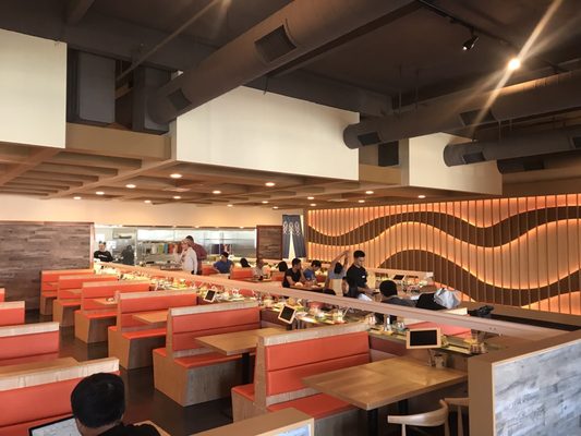 Mikami Bar & Revolving Sushi, Convoy San Diego by null