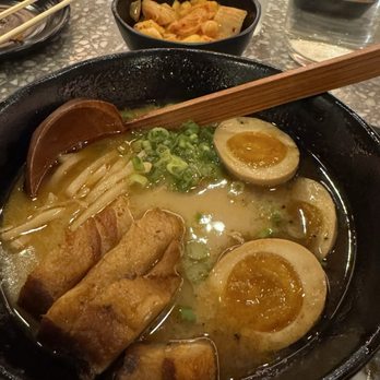 DOMU - Dr. Phillips - Ramen Near Me - Orlando, Florida DOMU - Dr. Phillips - Ramen Near Me - Orlando, Florida