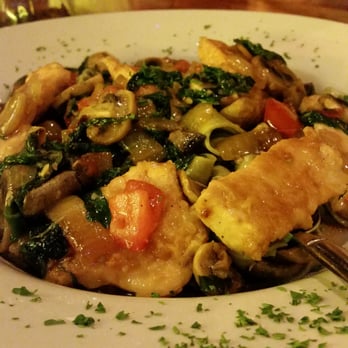 La Florentina Restaurant - Chicken with mushroom sauce and homemade spinach pasta! - Italian Near Me - Kingston, New York