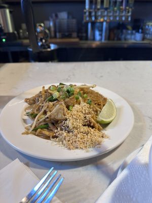 SpoonFull Thai Kitchen & Bar by null