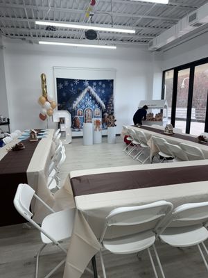 Huckleberry Play by null