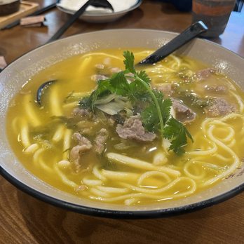 Yu Noodles - N14 BEEF RICE NOODLE IN GOLDEN SPICY SOUP | delicious. - Chinese Near Me - Herndon, Virginia Yu Noodles - N14 BEEF RICE NOODLE IN GOLDEN SPICY SOUP | delicious. - Chinese Near Me - Herndon, Virginia