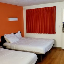 Motel 6