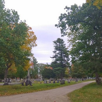 Evergreen Cemetery - Funeral Services & Cemeteries Near Me - Portland, Maine Evergreen Cemetery - Funeral Services & Cemeteries Near Me - Portland, Maine