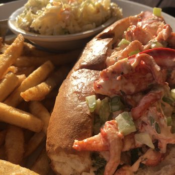 Thames Waterside Bar & Grill - Lobster Roll - American Near Me - Bristol, Rhode Island Thames Waterside Bar & Grill - Lobster Roll - American Near Me - Bristol, Rhode Island