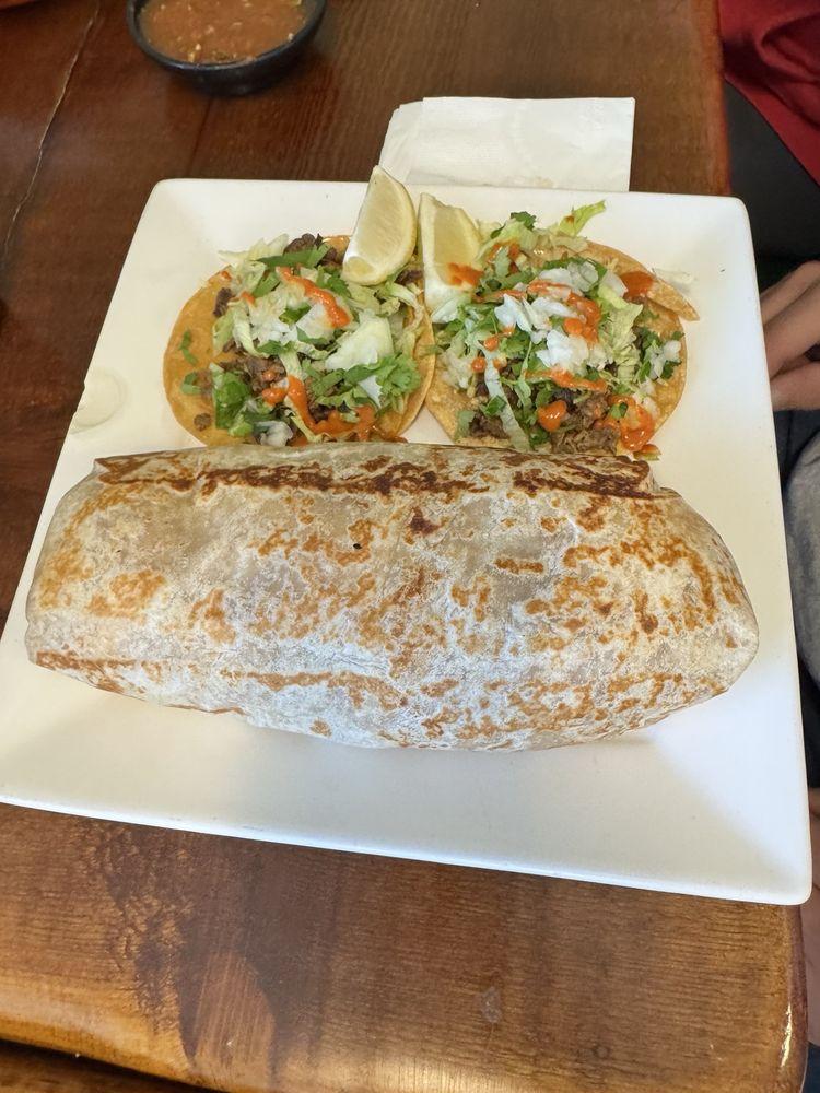 El Rinconcito Mexican Grill