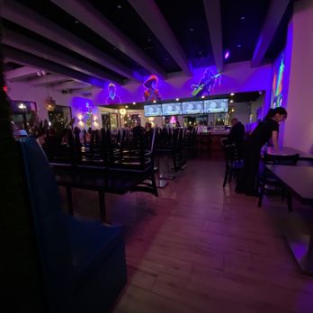 Zenor Sushi - Inside 8/2022 - Sushi Bars Near Me - Granada Hills, California Zenor Sushi - Inside 8/2022 - Sushi Bars Near Me - Granada Hills, California