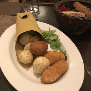 Locanda del Cerriglio - Napoletana Near Me - Naples, NA