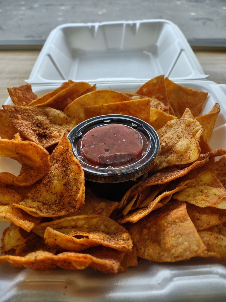 Food from Chip Off The Olde Guac