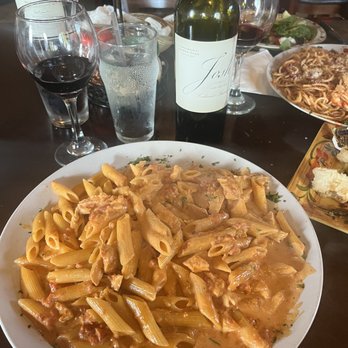 Italian Touch - Penne vodka , we brought our own wine - Italian Near Me - Cranbury, New Jersey