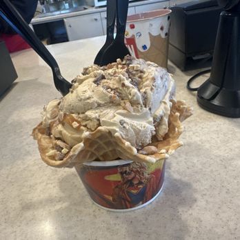 Cold Stone Creamery - Ice Cream & Frozen Yogurt Near Me - Riverside, California