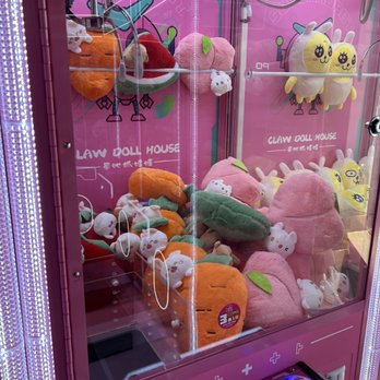Claw Doll House - Toy Stores Near Me - Toronto, Ontario