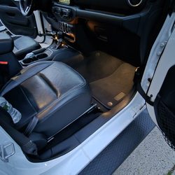 Independent Mobile Detailing - Interior Detailing  Door jambs cleaned Independentmobiledetailing.com  #mobiledetailing