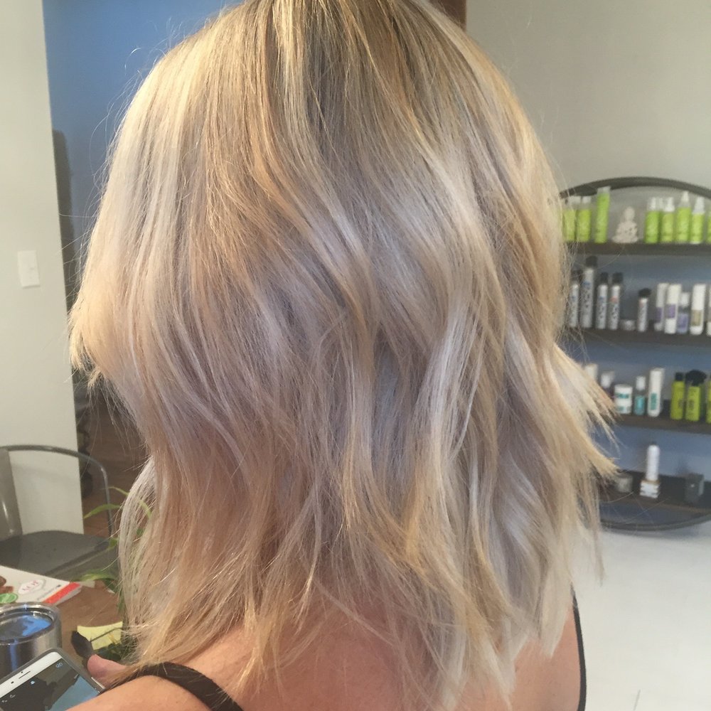 Roxy On The Corner - 8.16.16 - Hair Salons Near Me - Columbia, South Carolina