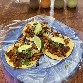 TAQUERIA LOS CUATES - Updated March 2025 - 207 Photos & 124 Reviews