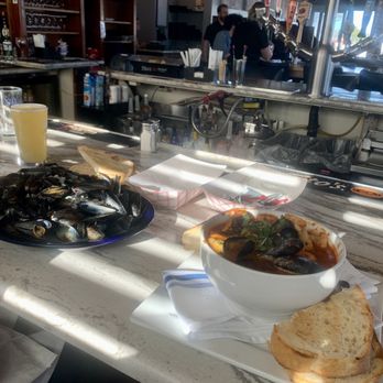 Seaport Grille - Mussels and Seafood Chioppini - Seafood Near Me - Gloucester, Massachusetts Seaport Grille - Mussels and Seafood Chioppini - Seafood Near Me - Gloucester, Massachusetts