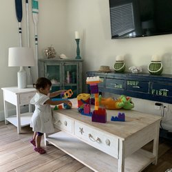 A To Z Baby Beach & Bike Rentals - Toys