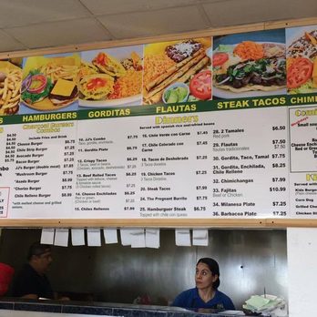JJ's Mexican Restaurant - Waiting 30mins for my 4 tamales to go... - Mexican Near Me - El Paso, Texas