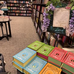 Barnes & Noble