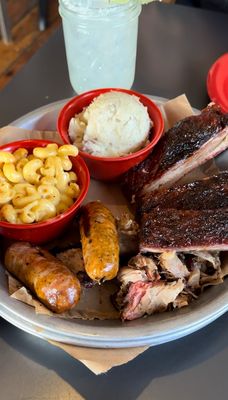 Lulu's BBQ by null