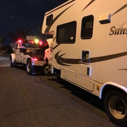 Am Pm Towing - RV