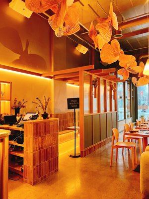 Bloom Sushi by null