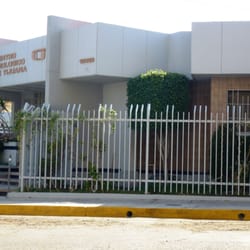 Centro Urológico de Tijuana - El centro Urológico de Tijuana está en una esquina.