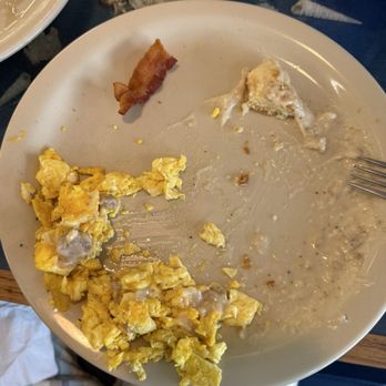 The Sanibel Cafe - Scrambled eggs with bacon. I'm sorry I was hungry - Breakfast & Brunch Near Me - Sanibel, Florida