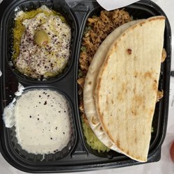 Yassin's Falafel House - Chicken plate with pita