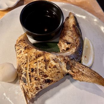 Sushi Ran - Hamachi karma - Sushi Bars Near Me - Sausalito, California Sushi Ran - Hamachi karma - Sushi Bars Near Me - Sausalito, California