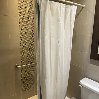 Comfort Inn - Shower - Hotels Near Me - San Juan, Puerto Rico