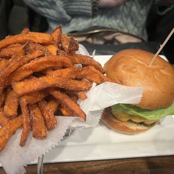 Midland Brew House - Burger and sweet potato fries - Sports Bars Near Me - Saddle Brook, New Jersey Midland Brew House - Burger and sweet potato fries - Sports Bars Near Me - Saddle Brook, New Jersey