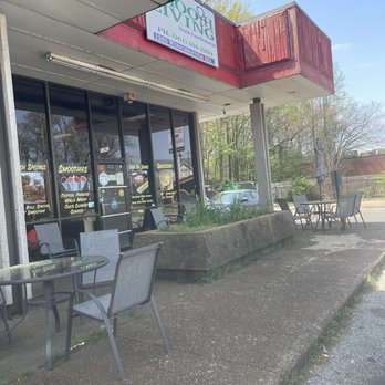 Smooth Living - Outside - Chicken Wings Near Me - Memphis, Tennessee