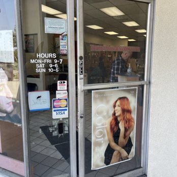 Fantastic Sams Hair Salons - Hair Salons Near Me - Pasadena, California