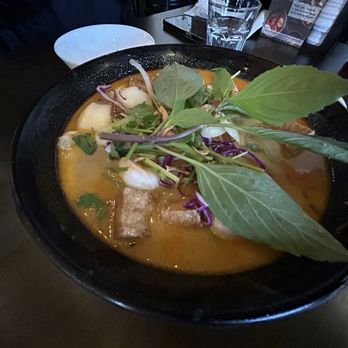 Amazing Basil - N8. Seafood Laksa Noodle N8. - Asian Fusion Near Me - Fremont, California