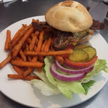 Crazy Cow Cafe - Barnyard burger - American Near Me - Beaver, Utah