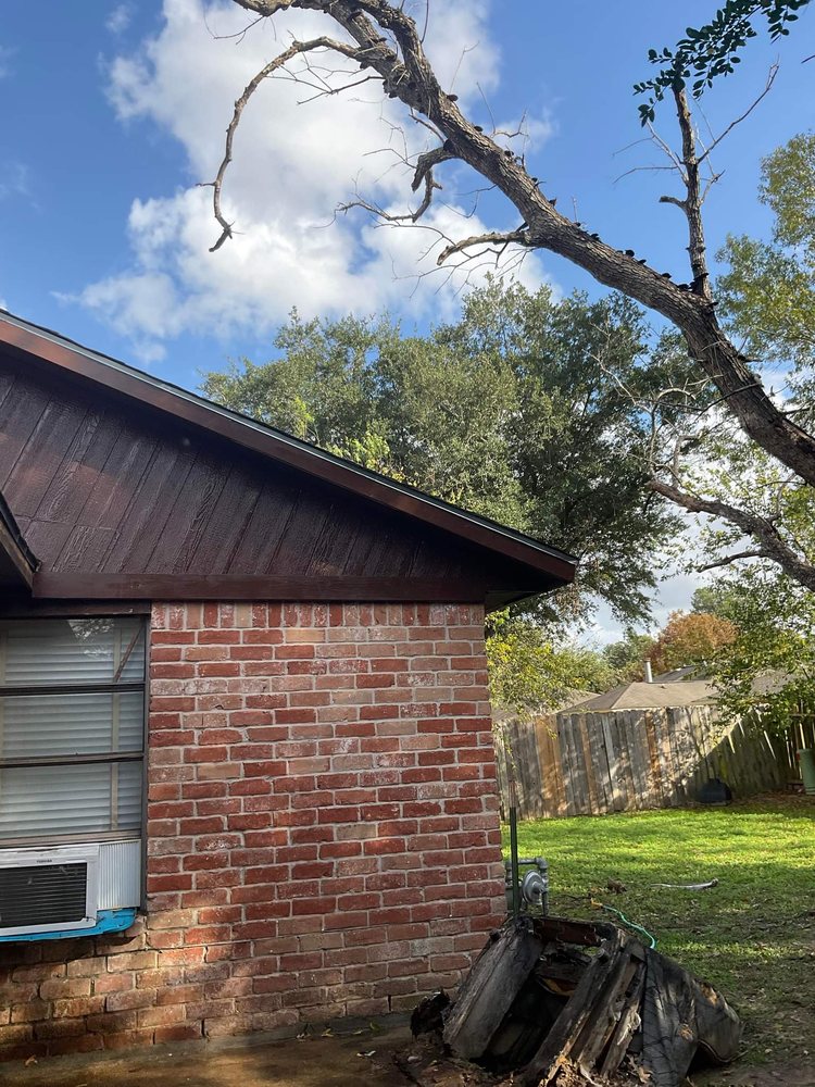 Slide of Feagins Roofing & More