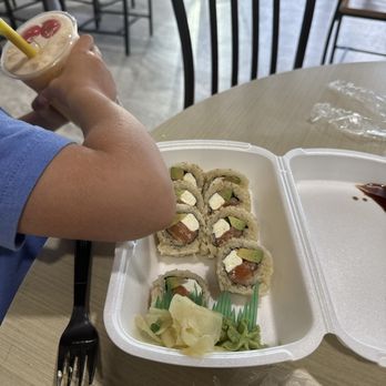 Fresh Sushi & Boba Tea - Sushi and drink - Bubble Tea Near Me - Bountiful, Utah Fresh Sushi & Boba Tea - Sushi and drink - Bubble Tea Near Me - Bountiful, Utah