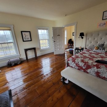 KYWU Cleaning Services - Bed room, home cleaning (standard) - Home Cleaning Near Me KYWU Cleaning Services - Bed room, home cleaning (standard) - Home Cleaning Near Me