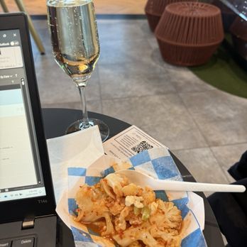 Sapphire Lounge - Air fried cauliflower - Airport Lounges Near Me - Phoenix, Arizona Sapphire Lounge - Air fried cauliflower - Airport Lounges Near Me - Phoenix, Arizona