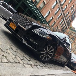 NYC Executive Limo - Lincoln Continental 2018